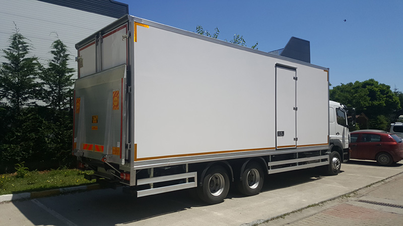 Mercedes Atego 2124